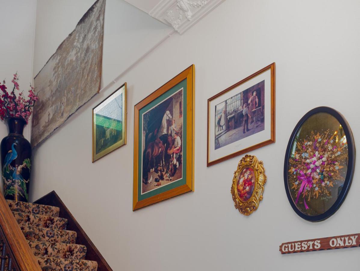 Otira Stagecoach Hotel Екстер'єр фото